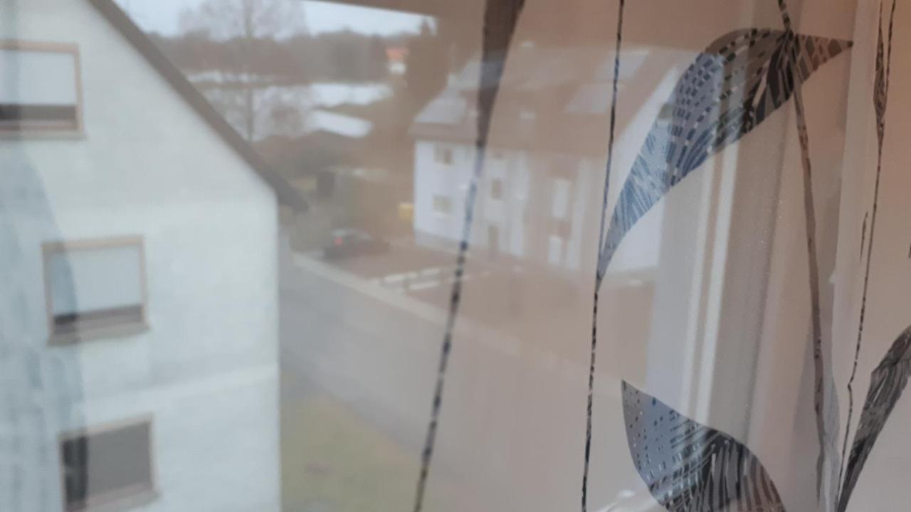 Sarah Klein Aber Fein Appartement Wellesweiler Buitenkant foto