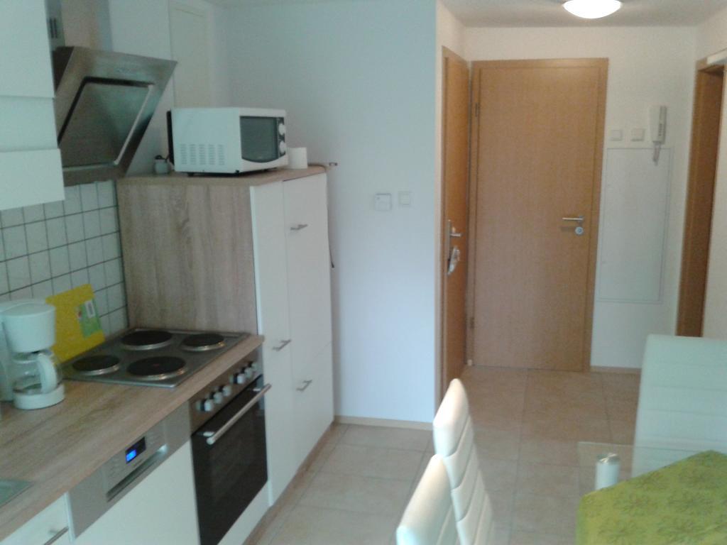 Sarah Klein Aber Fein Appartement Wellesweiler Buitenkant foto